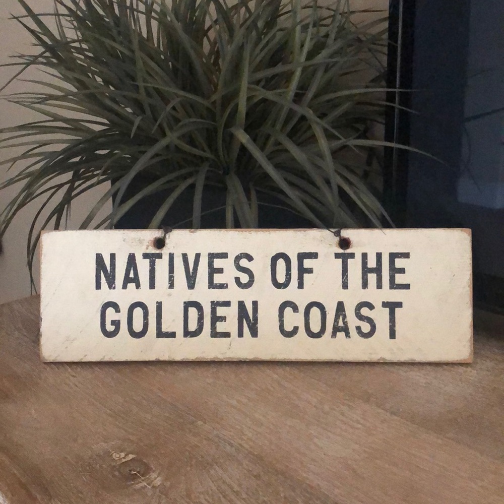 Brandy Melville Wood Wall Decor